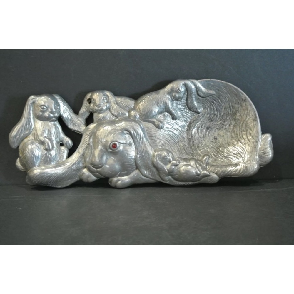 Silver Rabbit Family Sculpture - Picture 2 of 5